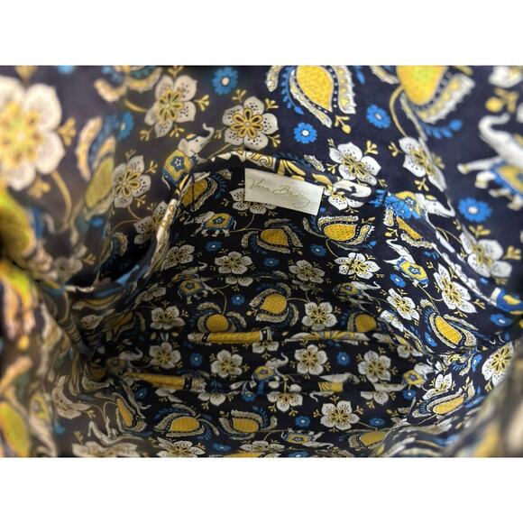 Vera Bradley Hipster Crossbody and Slim Wallet- Ellie the elephant - Picture 5 of 11